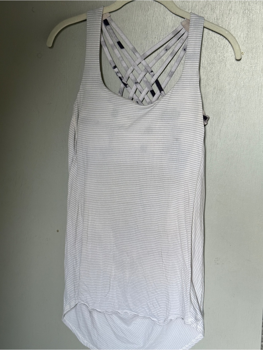 Lululemon Wild Tank White / Ghost Weave White Black size 8 EUC